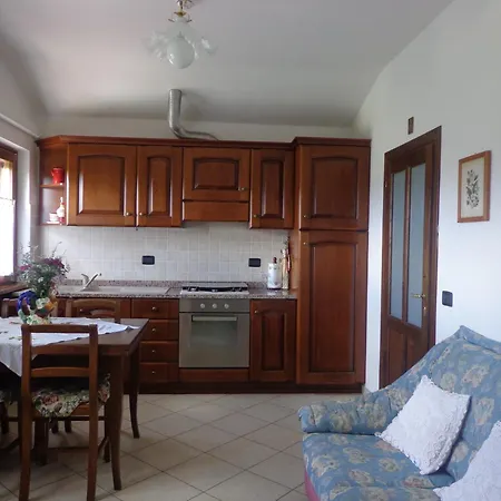 Val Della Pieve ファームステイ アンギアーリ
